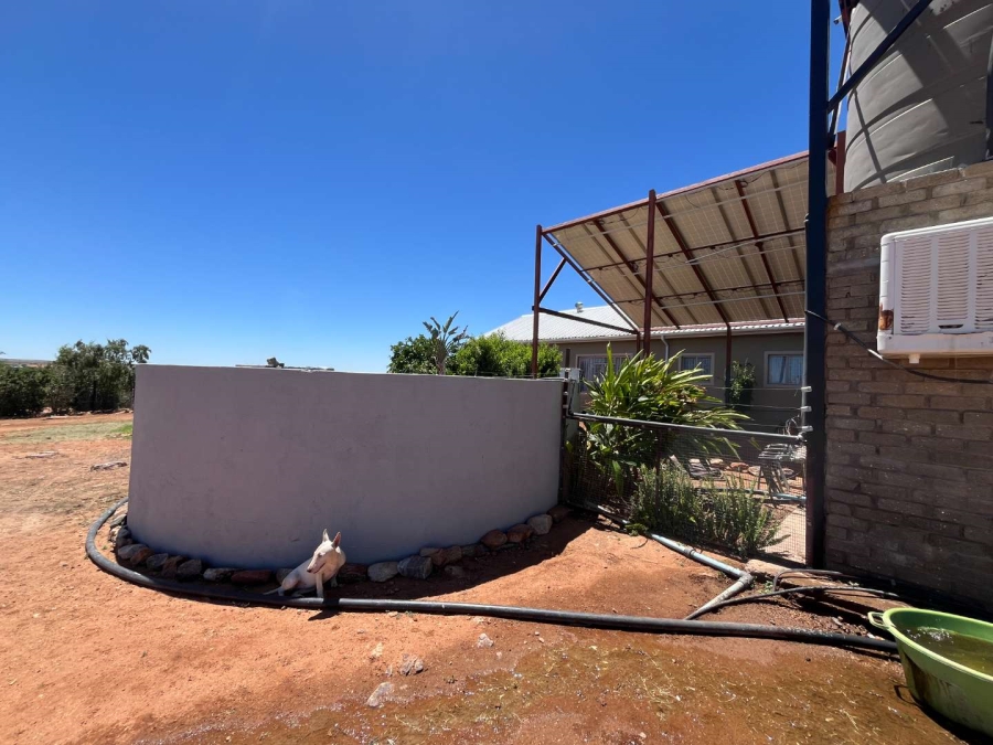 3 Bedroom Property for Sale in Olyfvenhoudtsdrift Northern Cape